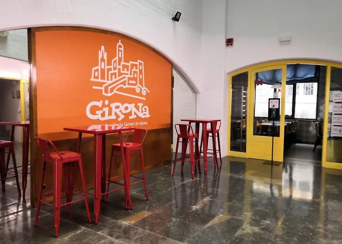 Хостел Xanascat *